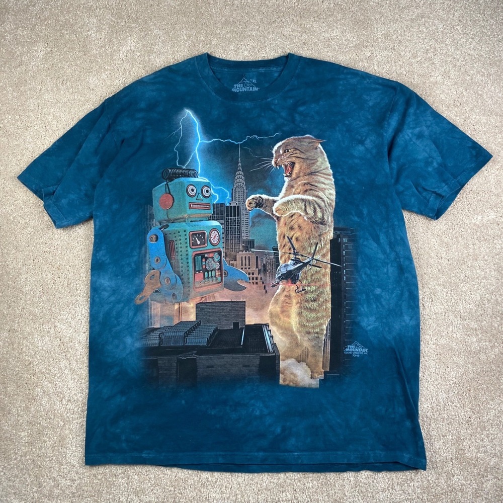 The Mountain Vincent Hie Giant Cat vs Robot Tie Dye Graphic T-Shirt XL Blue